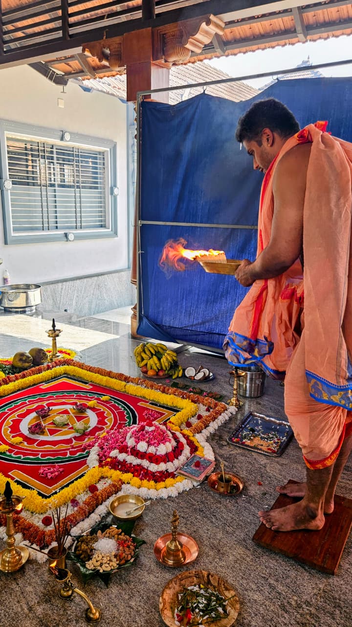 Sacred offerings in ritual